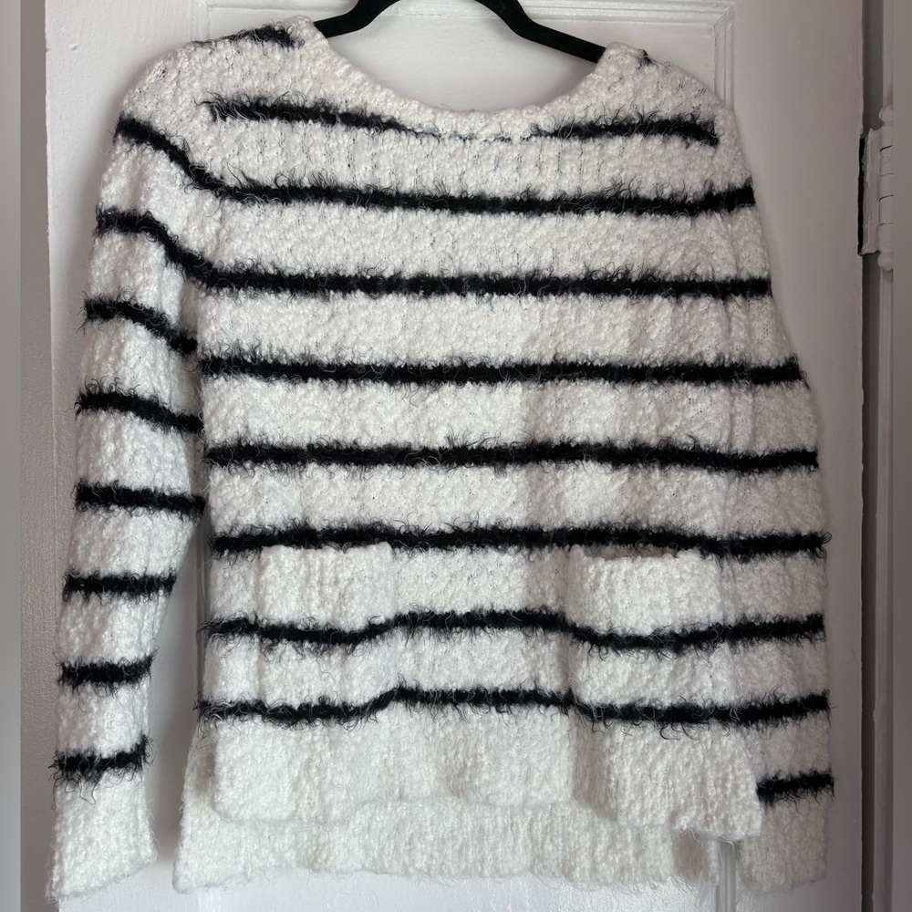 Y2K Love by Design Fuzzy Striped Sweater Black & White Large